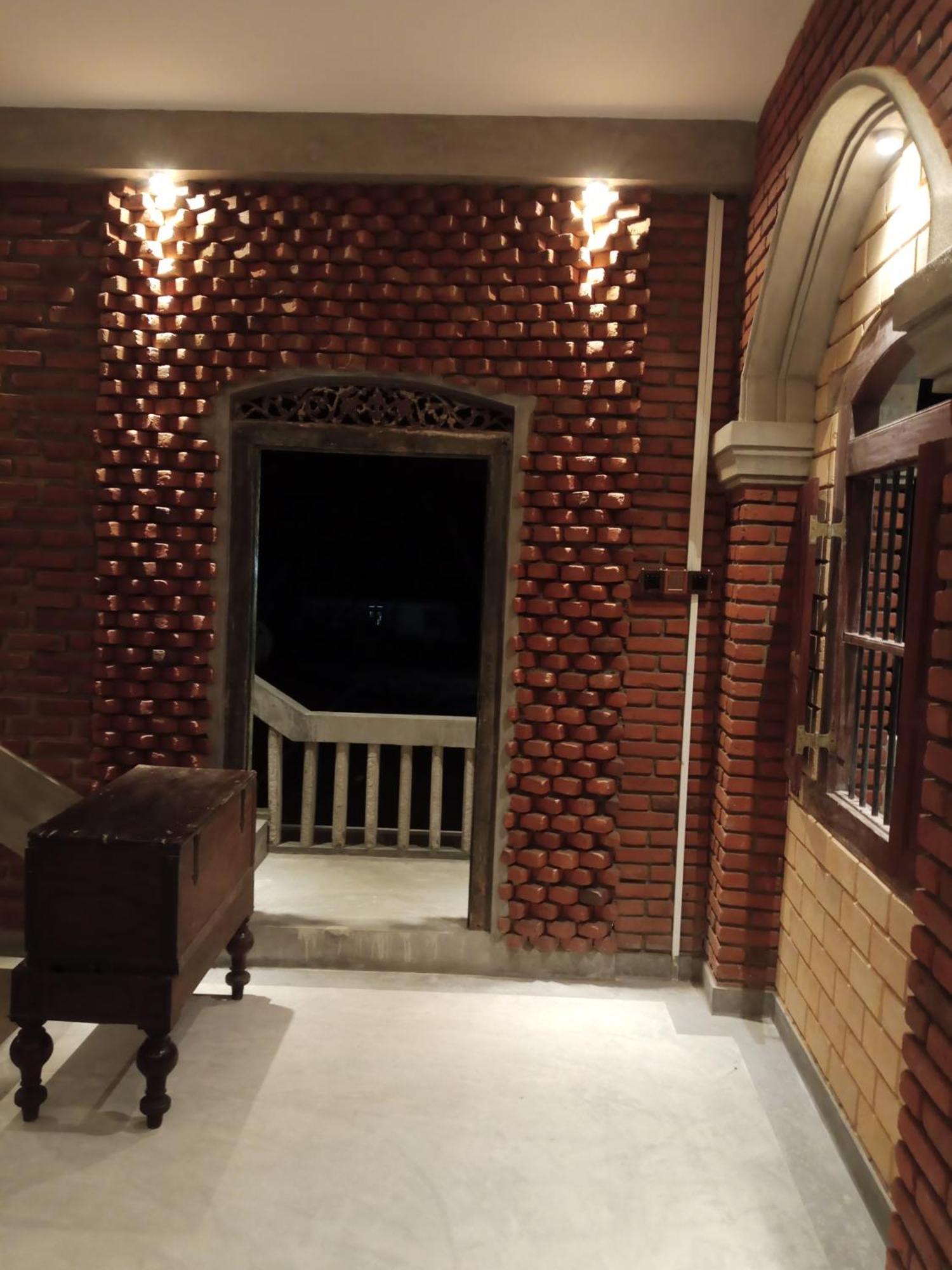 The Brick Wonder Hotel Habaraduwa Central Kültér fotó